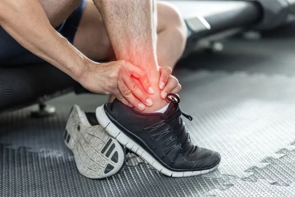 5 Signs Your Ankle Injury Needs Medical Care | Emergency Medicine ...